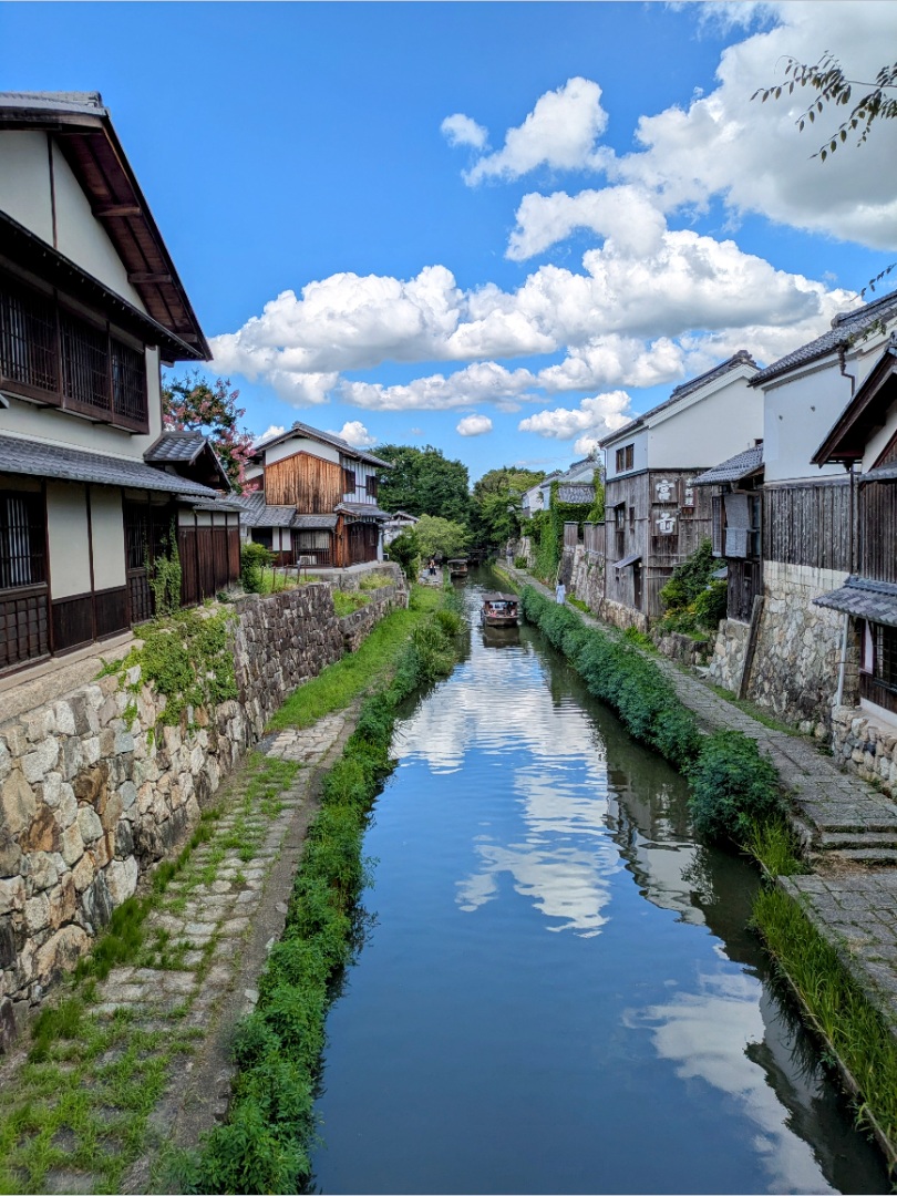 水郷のまち、八幡堀の夏空