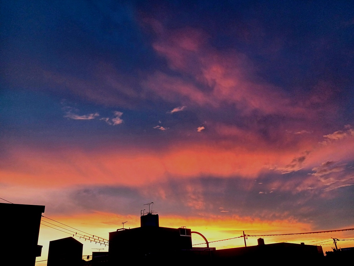 夕暮れ時、